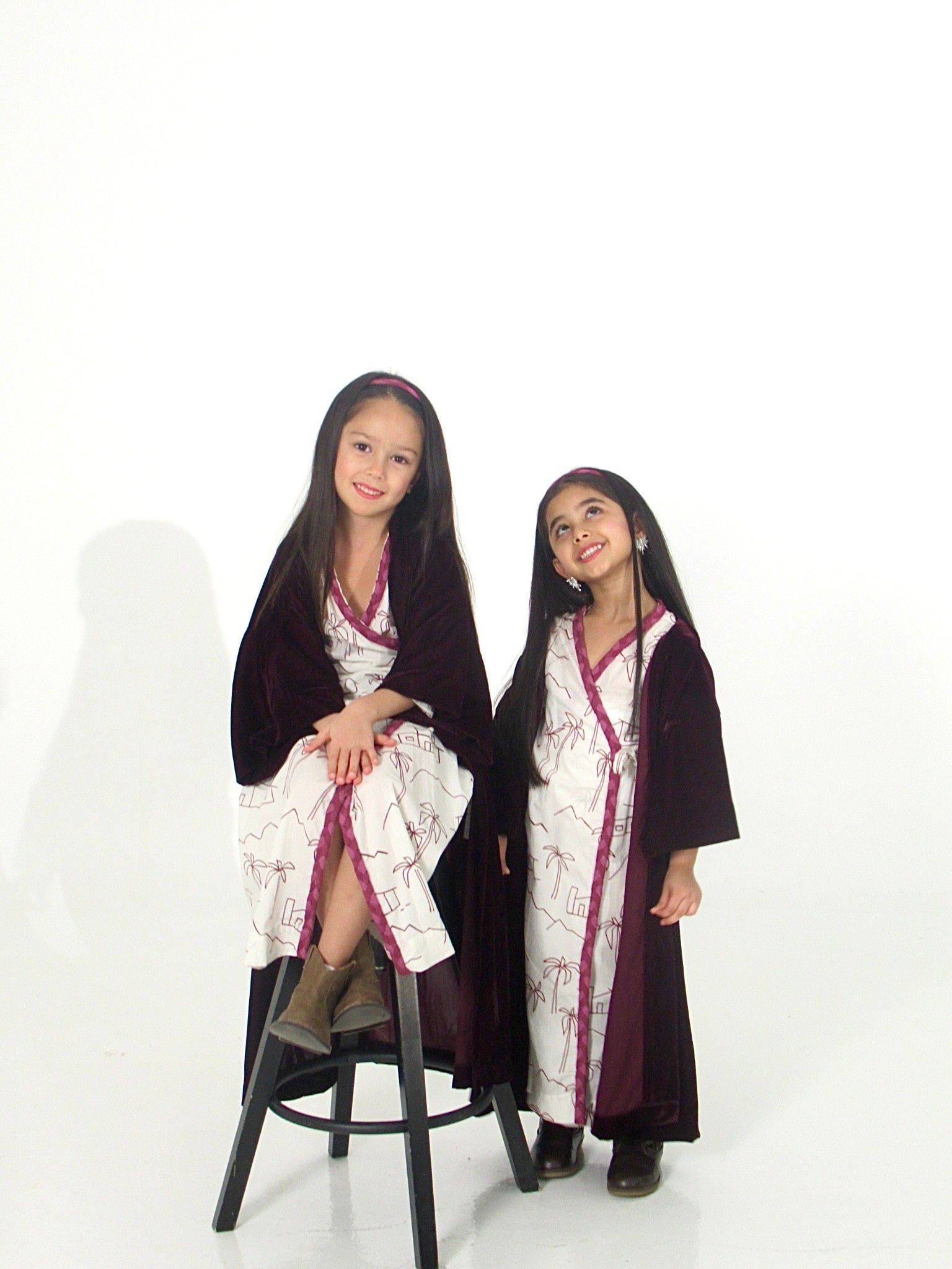 Long Sleeves Wrap Dress with Velvet Bisht & Headband