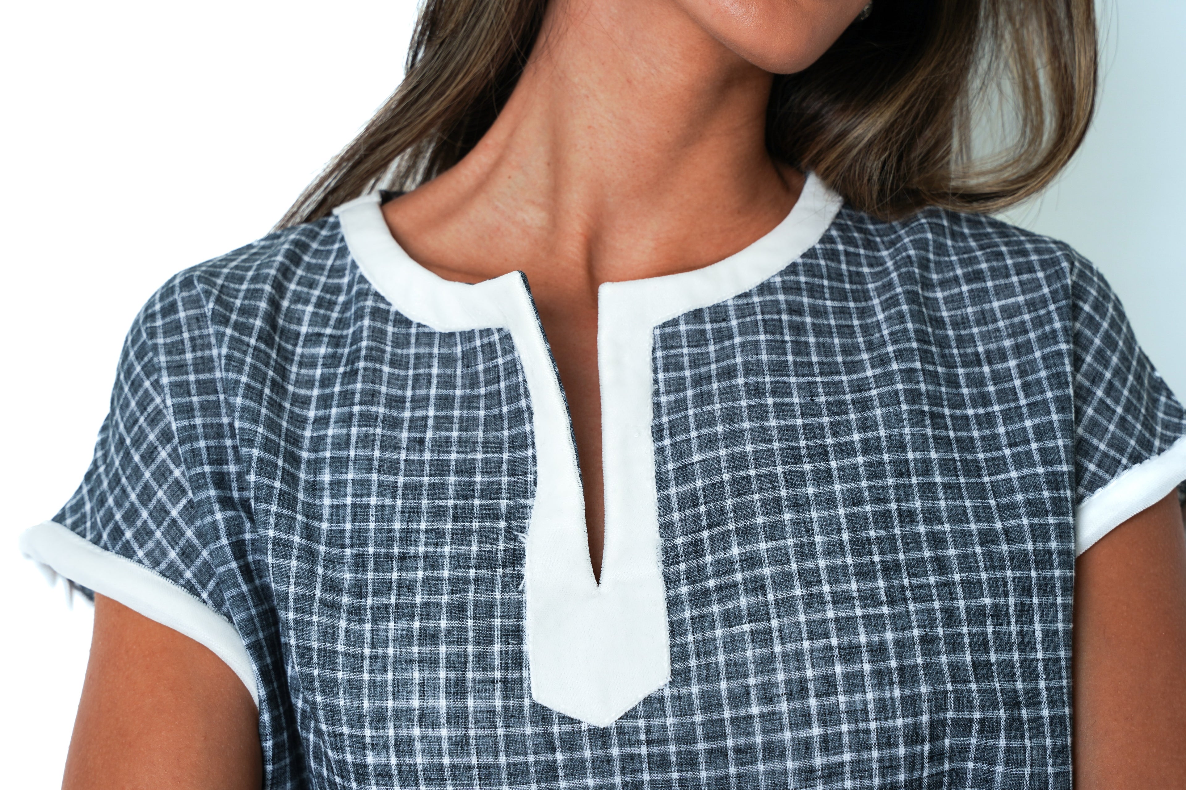 008│c h e c k e r e d│