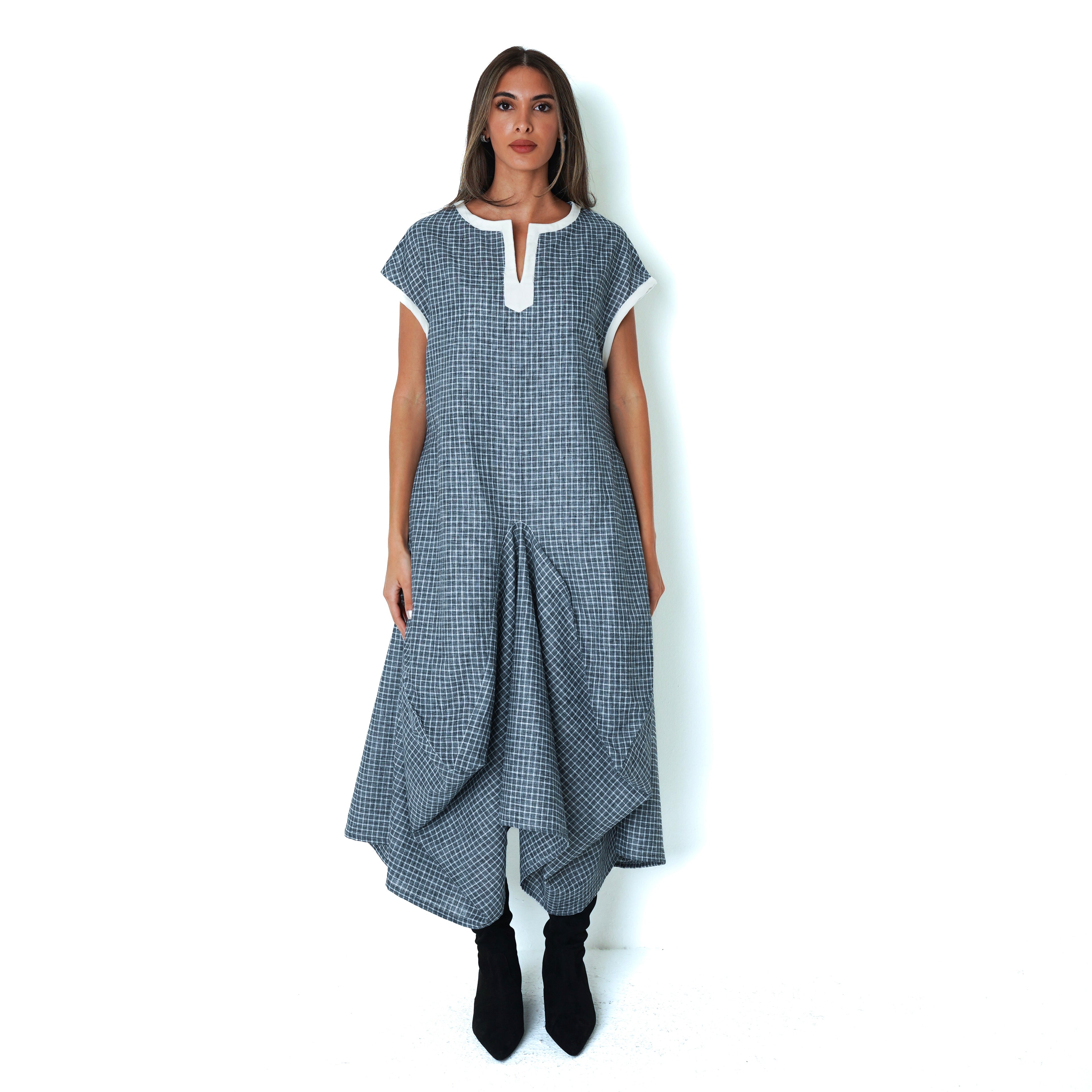 008│c h e c k e r e d│