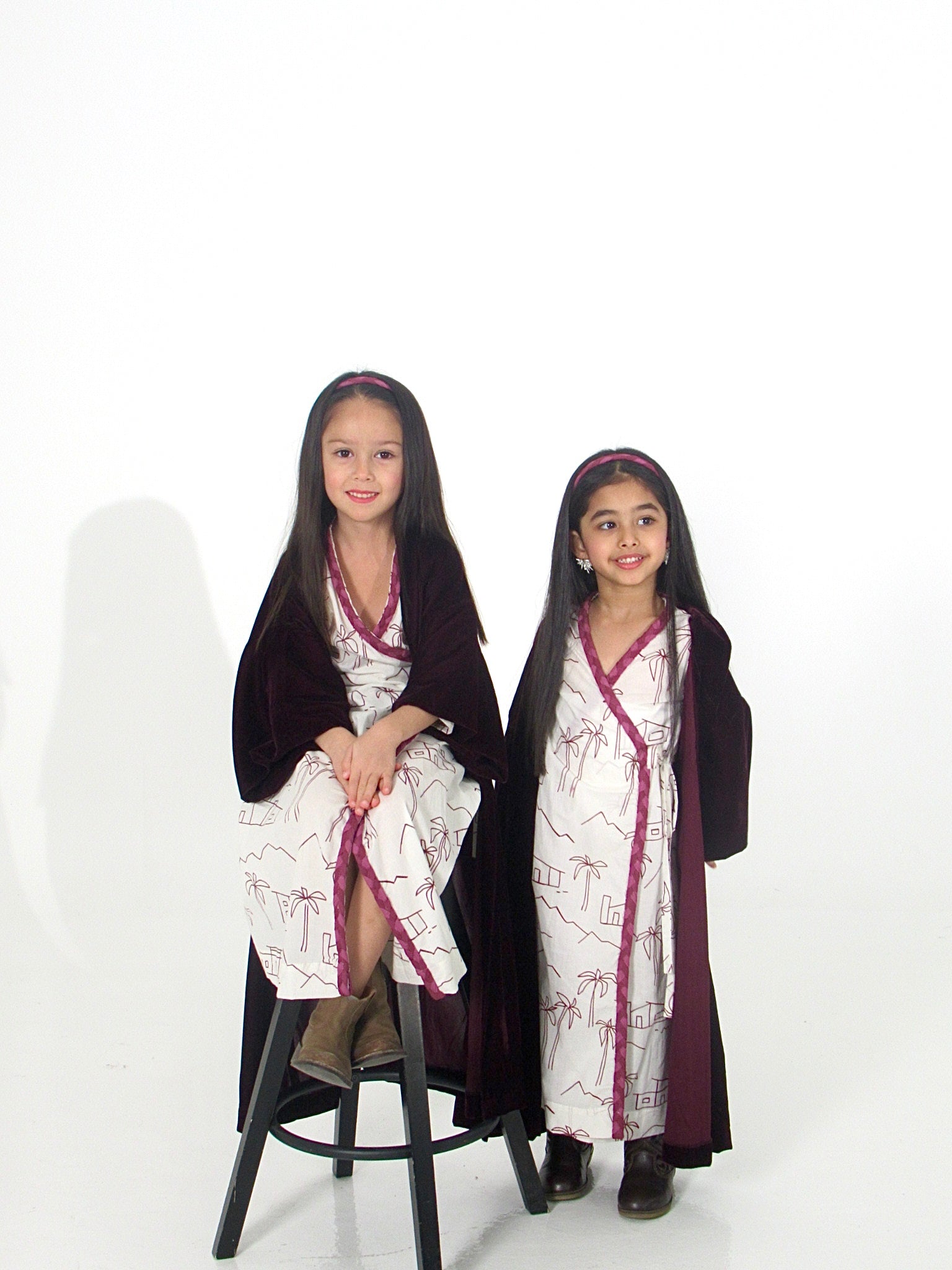 Long Sleeves Wrap Dress with Velvet Bisht & Headband
