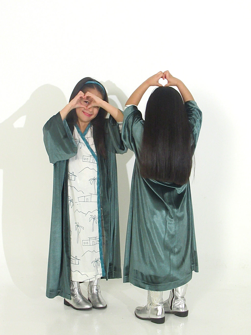 Long Sleeves Wrap Dress with Velvet Bisht & Headband