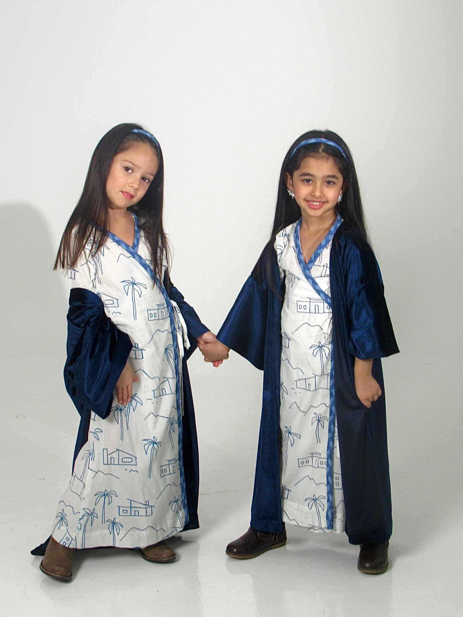 Long Sleeves Wrap Dress with Velvet Bisht & Headband